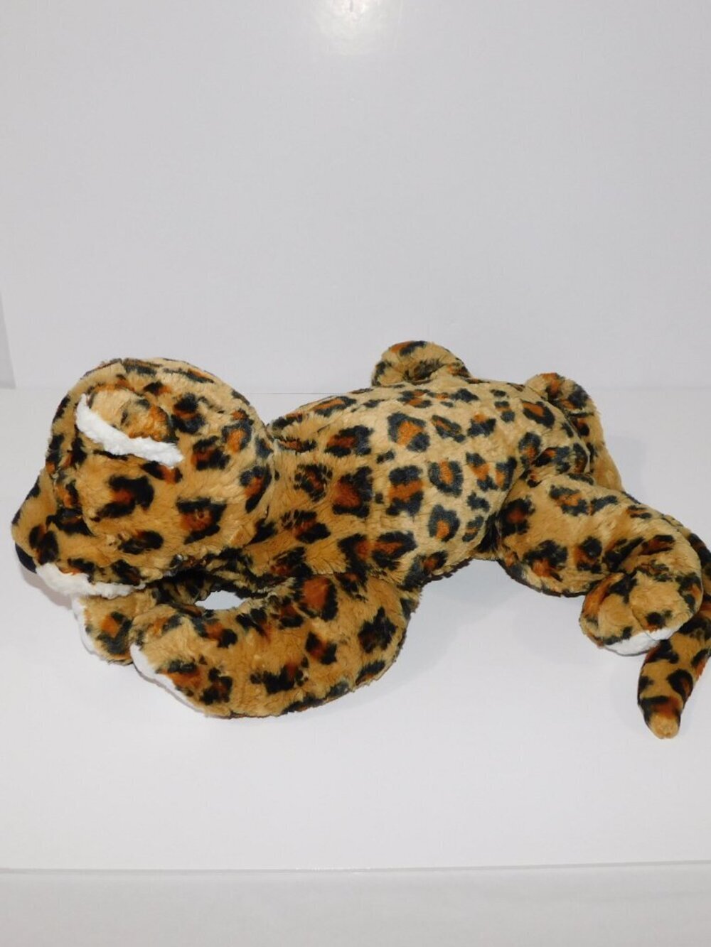 Spotted Leopard / Cheetah VTG 2000 Manhattan Toy large 21" Plush  Jungle Cat